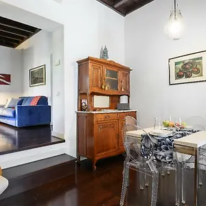 Delizioso A Campo De' Fiori Apartamento Roma